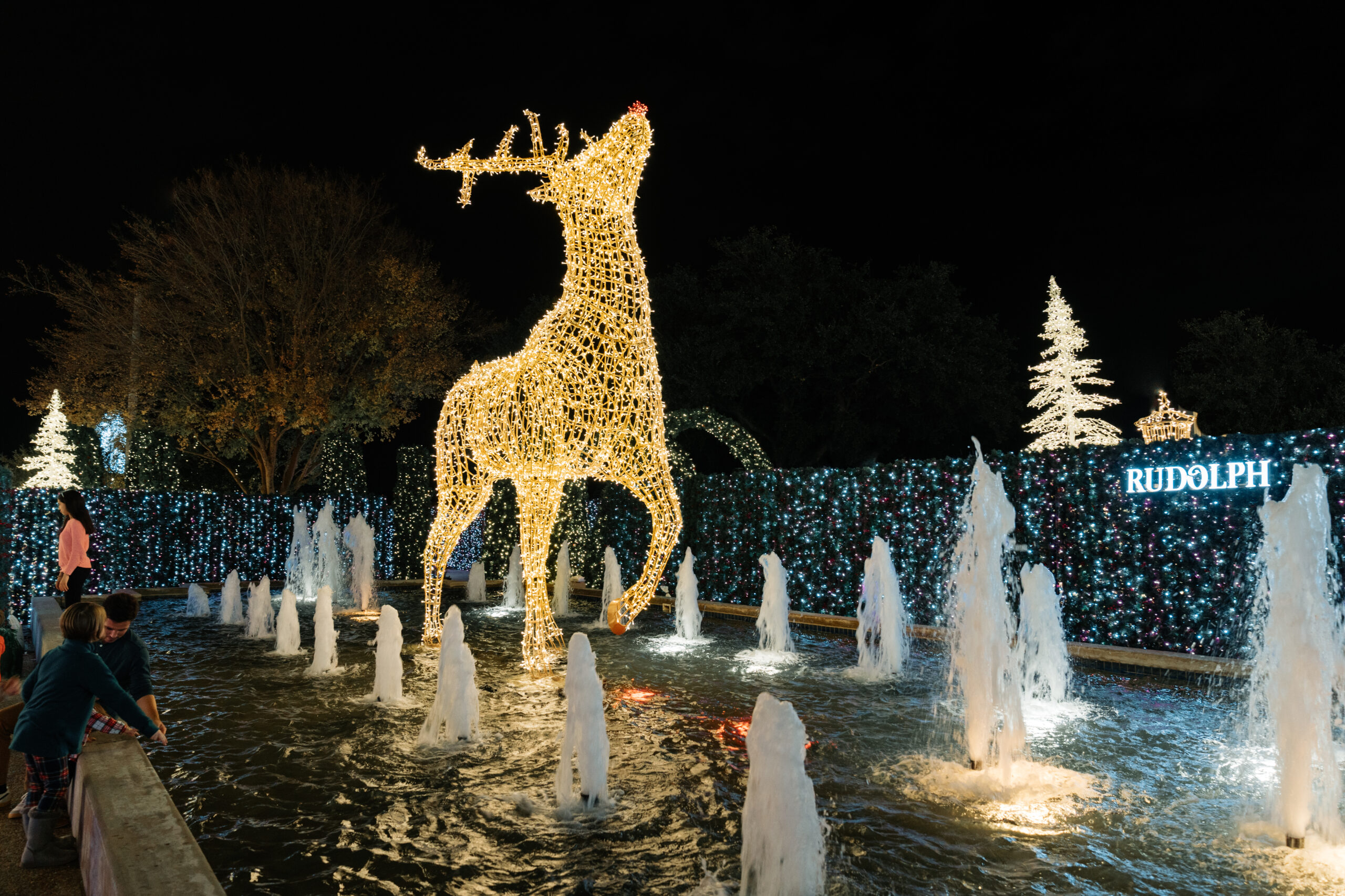 Holiday Light Spectacular 'Enchant Christmas' is set to light up
